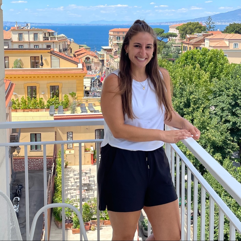 Meet your Posher, Jaclyn